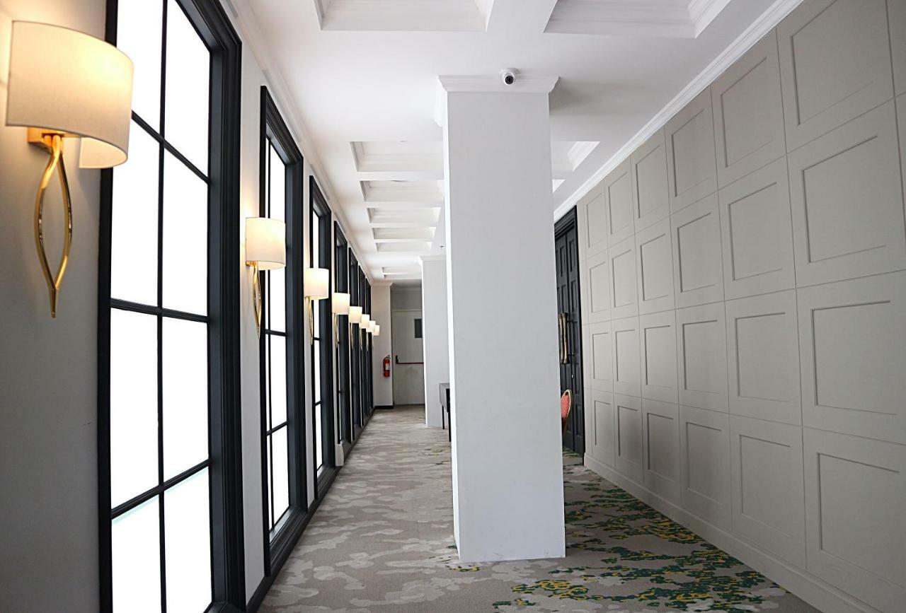 Hotel Shalva Джакарта Екстериор снимка