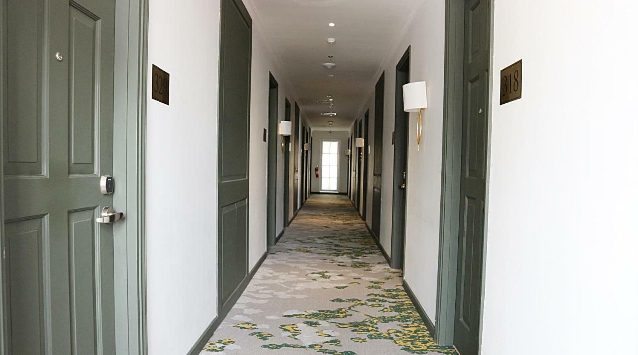 Hotel Shalva Джакарта Екстериор снимка