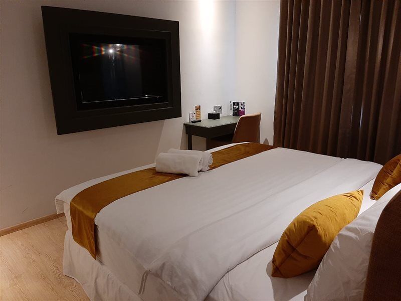 Hotel Shalva Джакарта Екстериор снимка